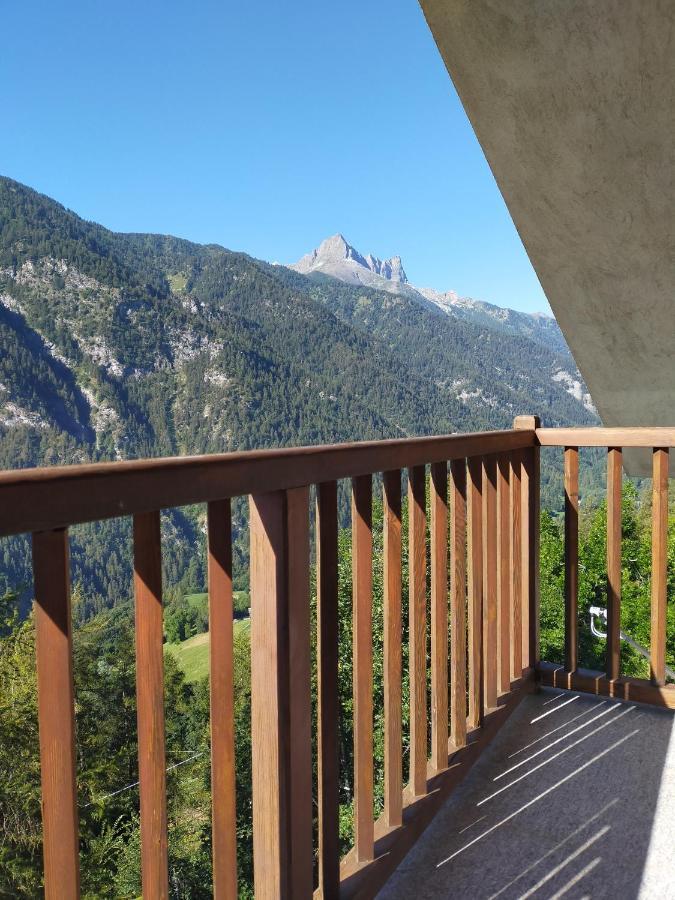 카스텔델피노 La Misun De Ciafre B&B 외부 사진