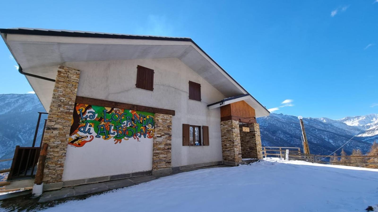 카스텔델피노 La Misun De Ciafre B&B 외부 사진